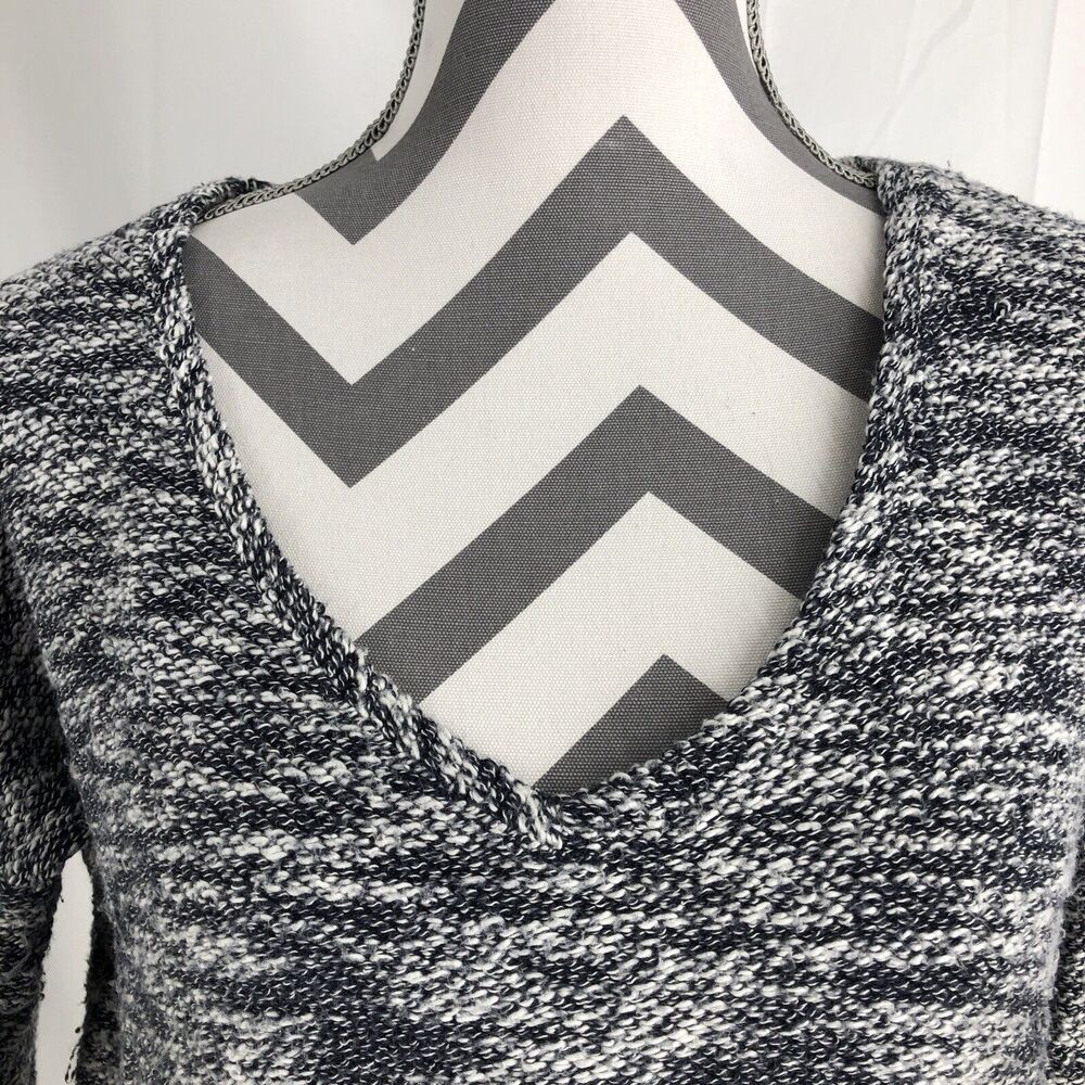 Paige Women's Martine Marled Slub V-Neck Pullover Sweater Gray Small - Picture 2 of 5